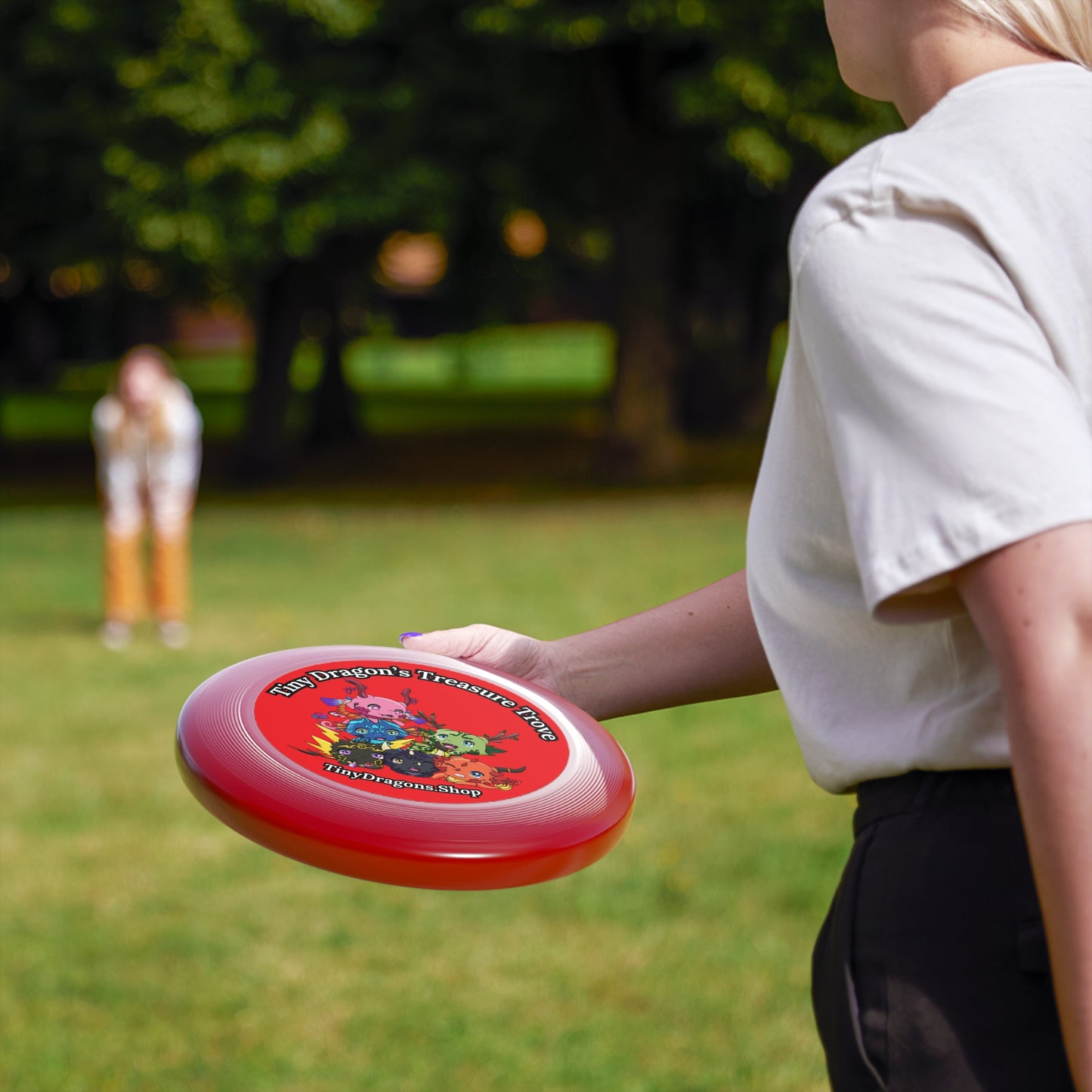 Tiny Dragon Frisbee
